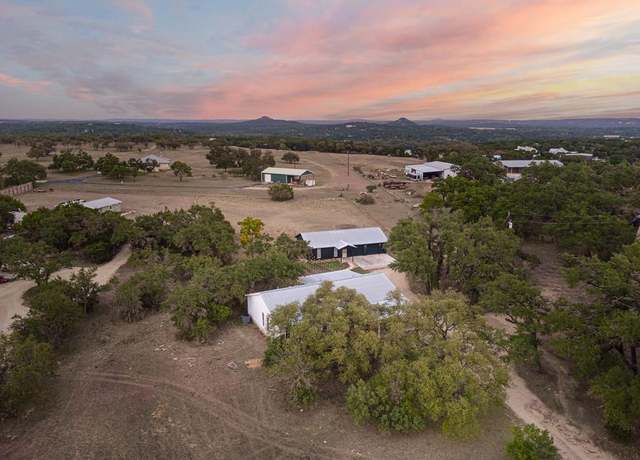 Property at 780 Wayside Dr, Wimberley, TX 78676, 4 beds, 2 baths