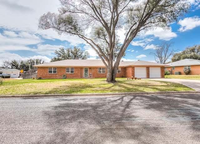 Property at 2645 A&m Ave, San Angelo, TX 76904, 4 beds, 2 baths