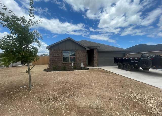 Property at 3146 Cedarhill Dr, San Angelo, TX 76904, 3 beds, 2 baths