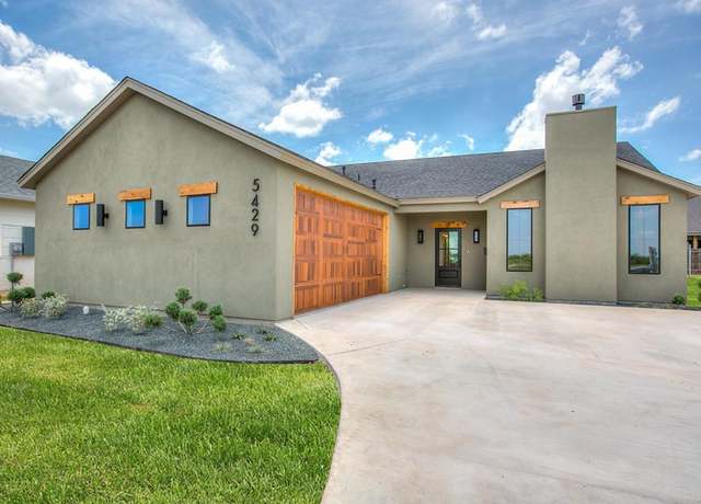 Property at 5429 Riviera Ln, San Angelo, TX 76904, 3 beds, 2.5 baths