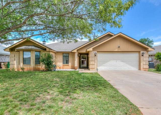 Property at 3634 Oak Creek Dr, San Angelo, TX 76901, 3 beds, 2 baths