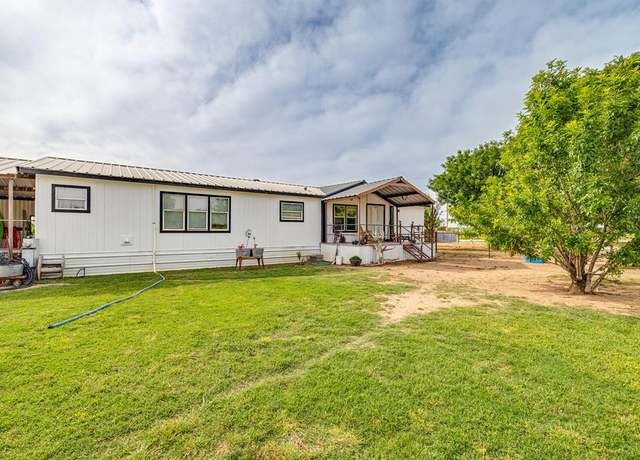 Property at 8918 Paradise Ln, San Angelo, TX 76901, 3 beds, 2 baths