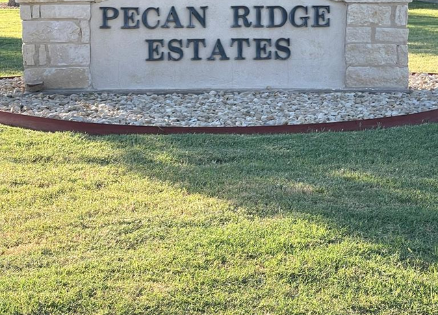 Property at 1725 Hudson Oaks Dr #17, San Angelo, TX 76904