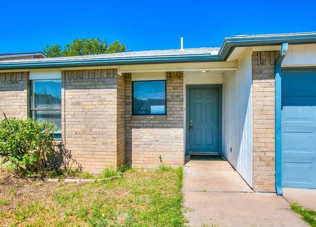 Property at 1821 La Mesa Ln, San Angelo, TX 76905, 4 beds, 2.5 baths