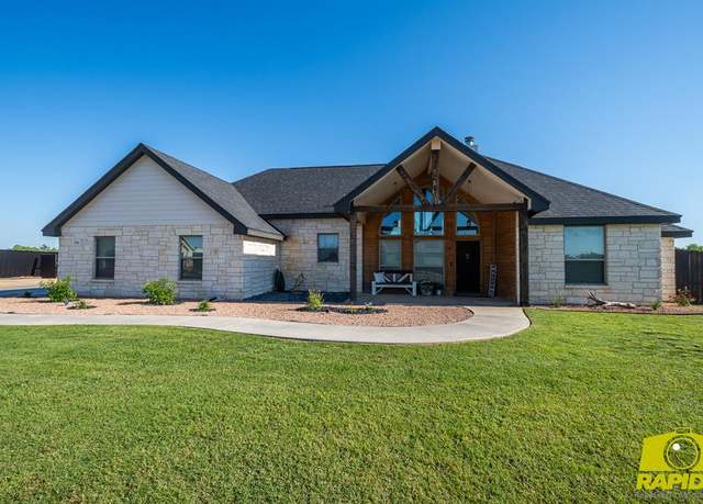 Property at 3536 Jaguar Trl, San Angelo, TX 76901, 3 beds, 2 baths