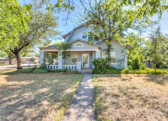 Property at 5 N Monroe St, San Angelo, TX 76901, 5 beds, 3 baths
