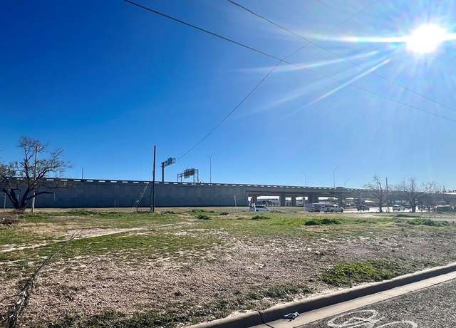 Property at 309 W 8th St Unit 3,4,5,6,7,8, San Angelo, TX 76903