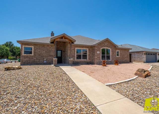 Property at 1901 Pine Valley St, San Angelo, TX 76904, 4 beds, 3 baths