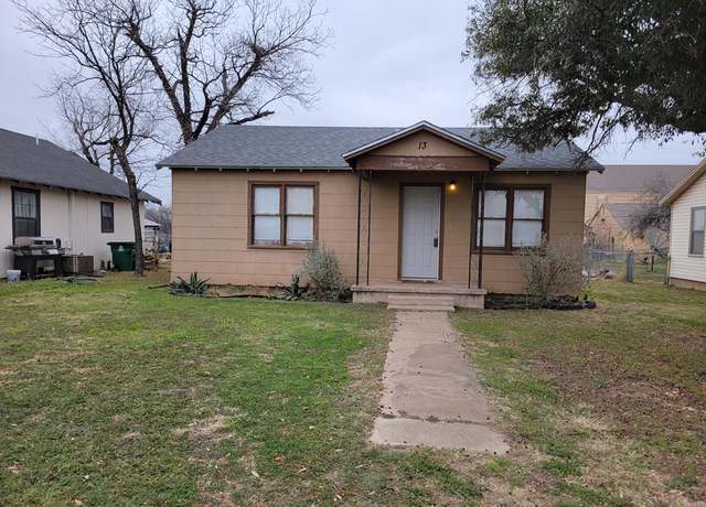 Property at 13 E 18th St, San Angelo, TX 76903, 2 beds, 1 bath