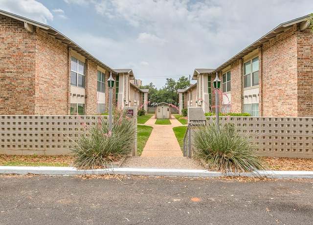 Property at 2472 - D University Ave, San Angelo, TX 76904, 2 beds, 2 baths