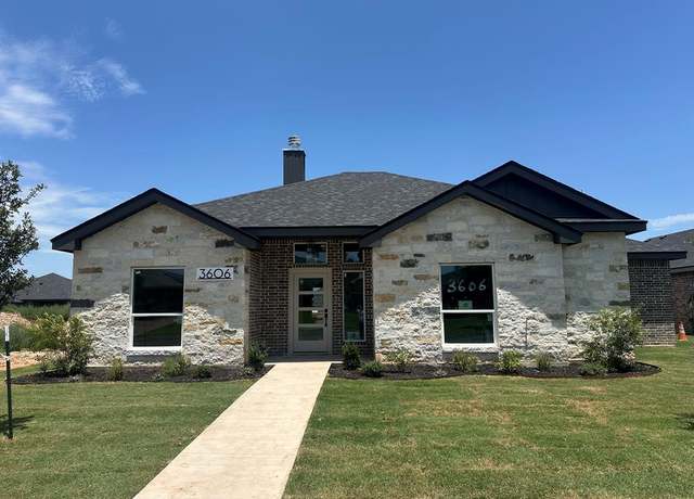 Property at 3606 Grandview Dr, San Angelo, TX 76904, 4 beds, 3.5 baths