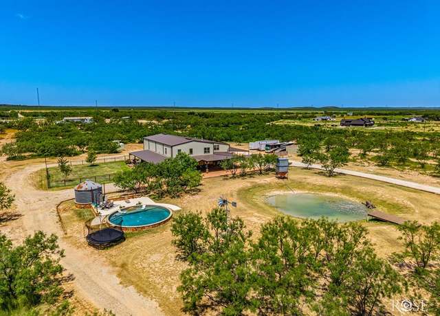 Property at 14011 Dove Creek Rd, San Angelo, TX 76939, 4 beds, 3 baths