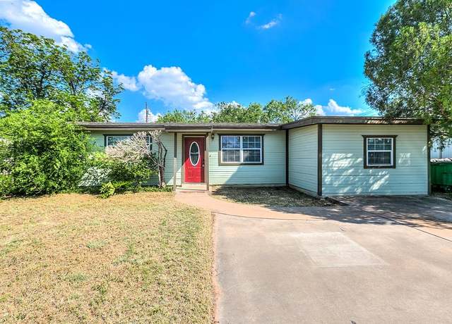Property at 2021 Field Ave, San Angelo, TX 76901, 4 beds, 1.5 baths