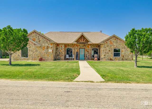 Property at 7738 Bison Trl, San Angelo, TX 76901, 3 beds, 2 baths