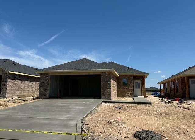 Property at 3142 Forest Hill Dr, San Angelo, TX 76904, 3 beds, 2 baths
