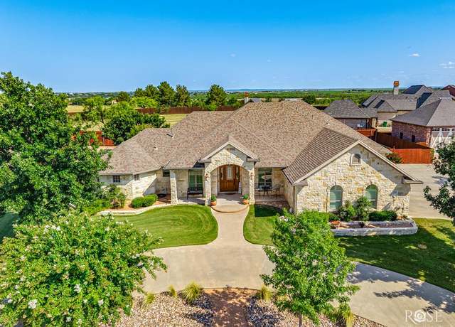 Property at 5606 Imperial Ct, San Angelo, TX 76904, 4 beds, 4.5 baths