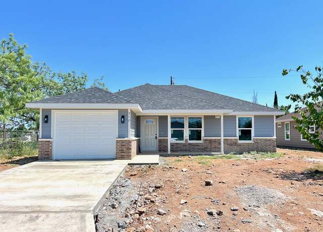 Property at 317 E 25th St, San Angelo, TX 76903, 3 beds, 2 baths