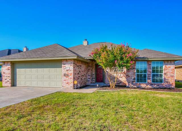 Property at 2917 Mcgill Blvd, San Angelo, TX 76905, 3 beds, 2 baths