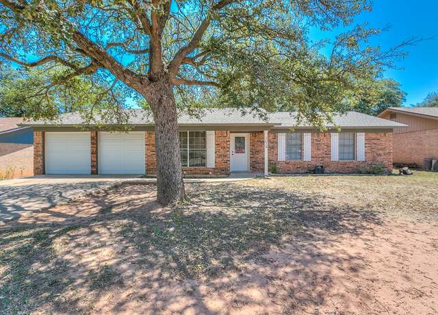 Property at 3634 Old Post Cir, San Angelo, TX 76904, 3 beds, 2 baths