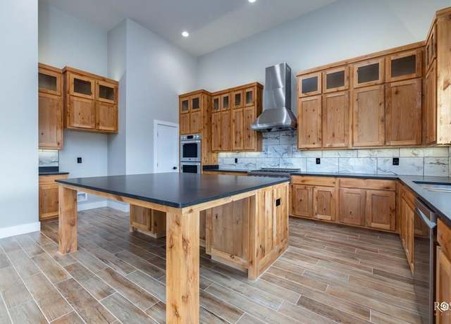 Property at 4990 Silver Creek Pass, San Angelo, TX 76904, 3 beds, 2.5 baths