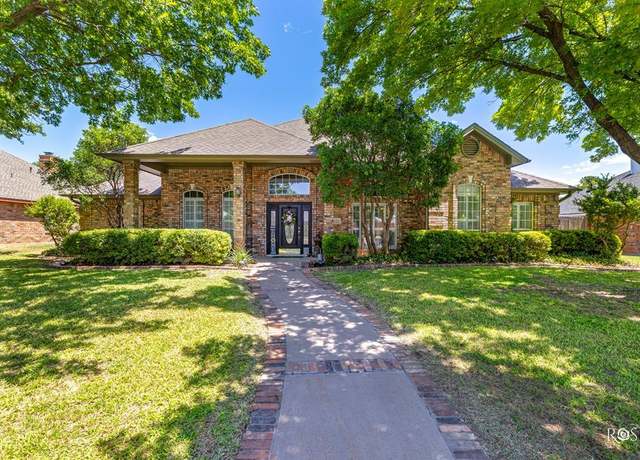 Property at 3122 Clearview Dr, San Angelo, TX 76904, 3 beds, 2.5 baths