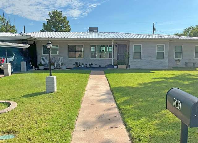 Property at 604 Mccarver Dr, Ballinger, TX 76821, 3 beds, 3 baths