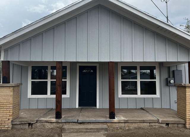 Property at 421 Howard St, San Angelo, TX 76901, 3 beds, 2 baths