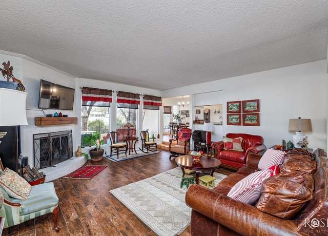 Property at 2502 Lindenwood Dr, San Angelo, TX 76904, 3 beds, 2.5 baths
