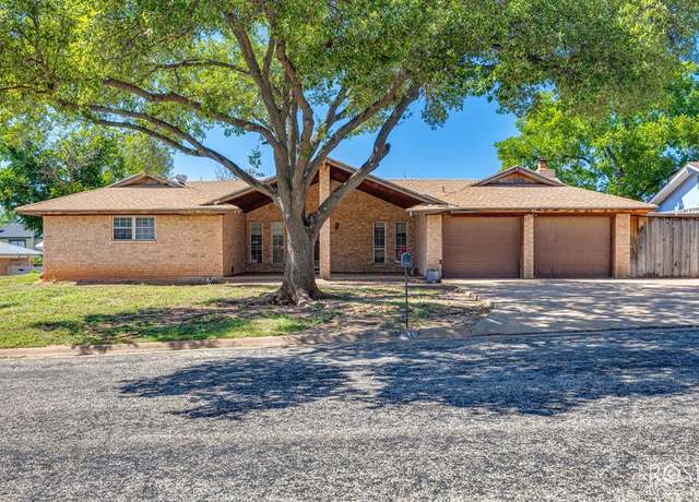 Property at 2819 Lindenwood Dr, San Angelo, TX 76904, 4 beds, 2 baths