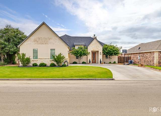 Property at 1937 Overhill Dr, San Angelo, TX 76904, 4 beds, 3 baths