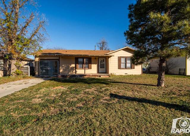 Property at 1130 E 20th St, San Angelo, TX 76903, 3 beds, 1 bath