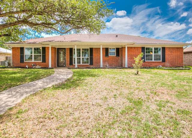 Property at 3209 Rockbrook Dr, San Angelo, TX 76904, 3 beds, 2 baths