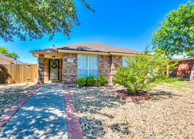 Property at 4405 Southland Blvd, San Angelo, TX 76904, 3 beds, 2 baths