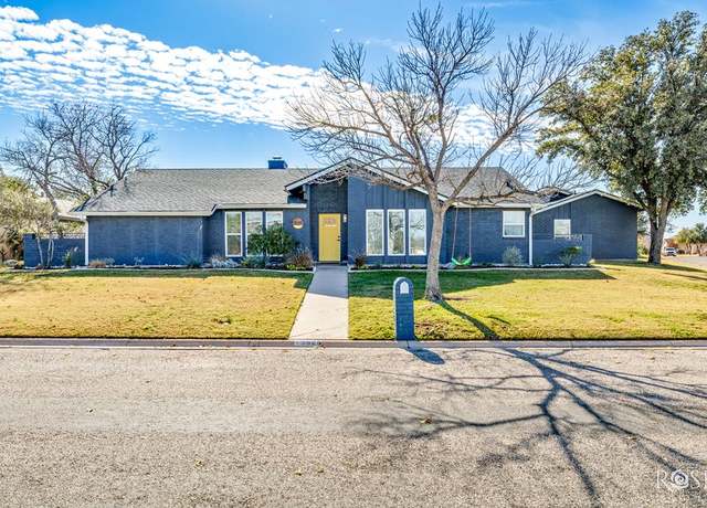 Property at 3625 Willowbrook Dr, San Angelo, TX 76904, 5 beds, 3.5 baths