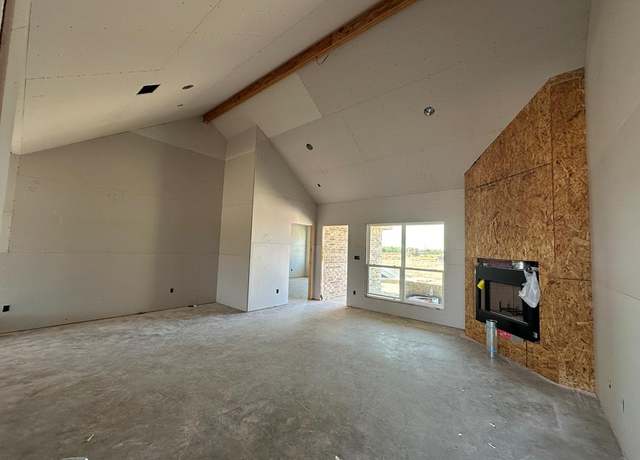 Property at 3125 Maplewood Dr, San Angelo, TX 76904, 4 beds, 2 baths
