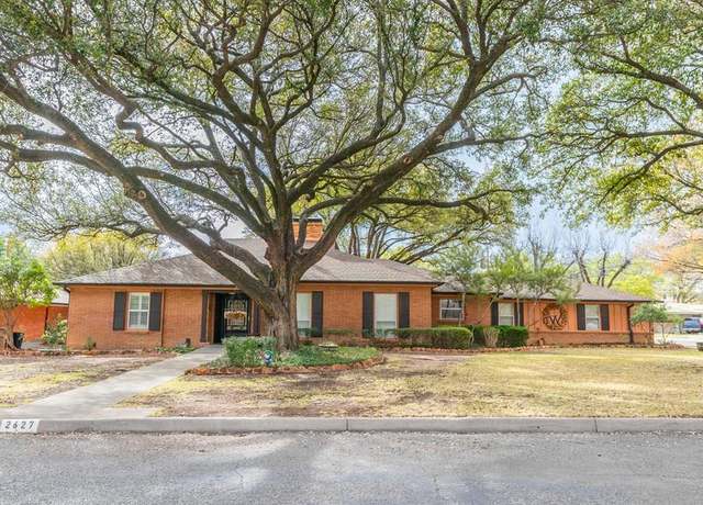 Property at 2627 Live Oak St, San Angelo, TX 76901, 3 beds, 3 baths