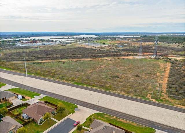 Property at 2751 Twin Mountain Dr, San Angelo, TX 76904