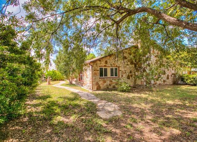 Property at 3507 Christoval Rd, San Angelo, TX 76903, 3 beds, 3 baths