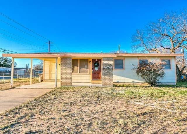 Property at 2028 Wilson St, San Angelo, TX 76901, 3 beds, 1 bath