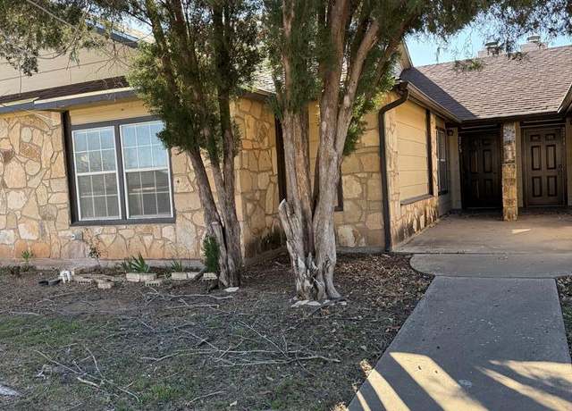Property at 2713 Selman Dr, San Angelo, TX 76905, 3 beds, 2 baths