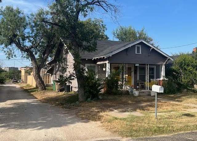 Property at 210 W Ave B, San Angelo, TX 76903, 4 beds, 1.5 baths