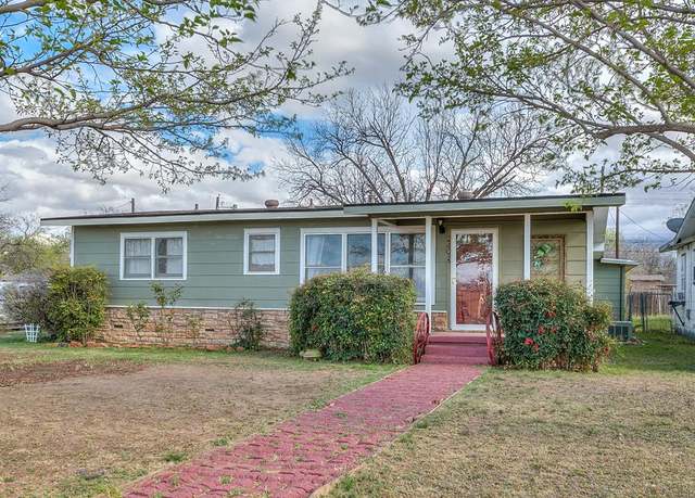 Property at 2403 Freeland Ave, San Angelo, TX 76901, 2 beds, 2 baths