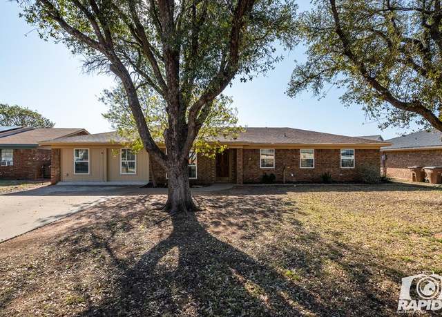 Property at 3002 Forest Trl, San Angelo, TX 76904, 5 beds, 3 baths
