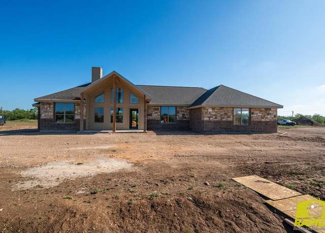 Property at 9652 Jaguar Trl, San Angelo, TX 76901, 3 beds, 2 baths