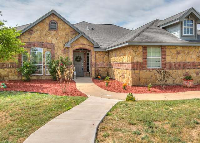 Property at 7837 Bison Trl, San Angelo, TX 76903, 4 beds, 2 baths