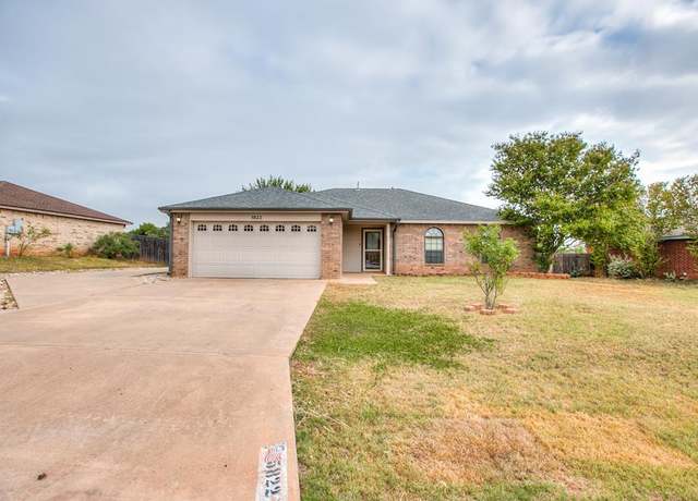 Property at 5822 Berkley Rd, San Angelo, TX 76901, 4 beds, 2 baths
