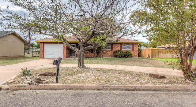 Photo of 1027 Ardmore St, San Angelo, TX 76905