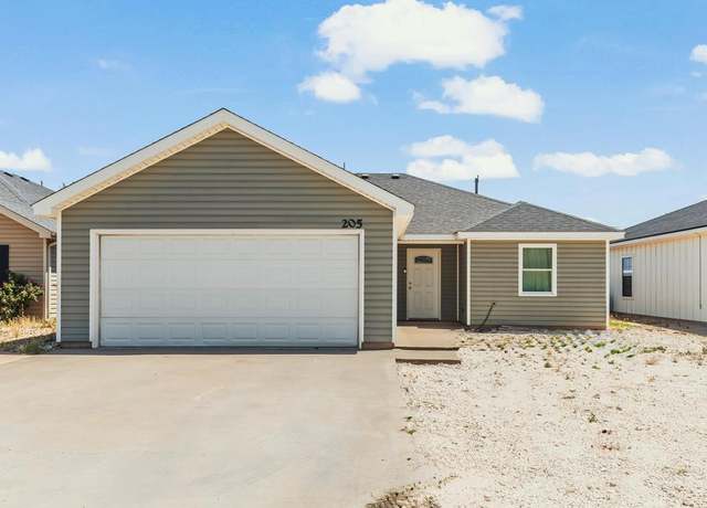 Property at 205 SW Ave N, Seminole, TX 79360, 3 beds, 2 baths