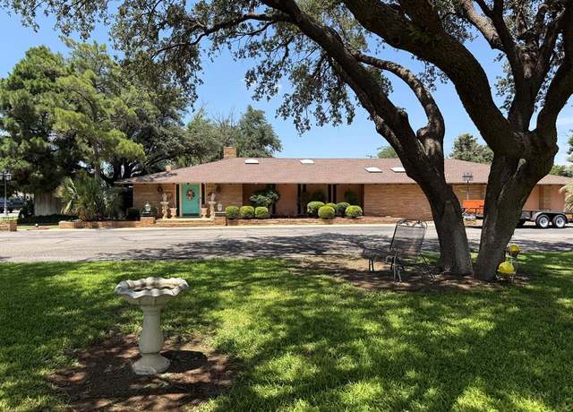 Property at 2500 Bainbridge Dr, Odessa, TX 79762, 3 beds, 3.5 baths