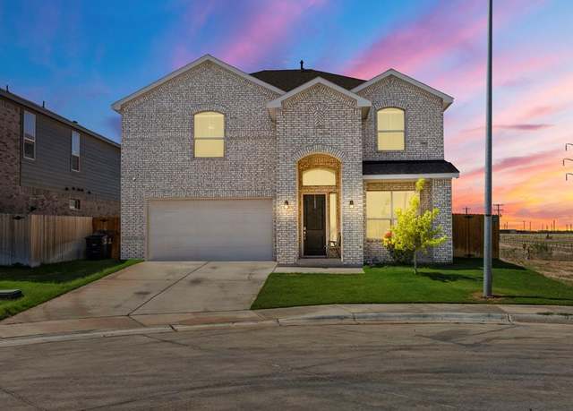 Property at 3102 Mearns Ct, Midland, TX 79705, 5 beds, 4 baths